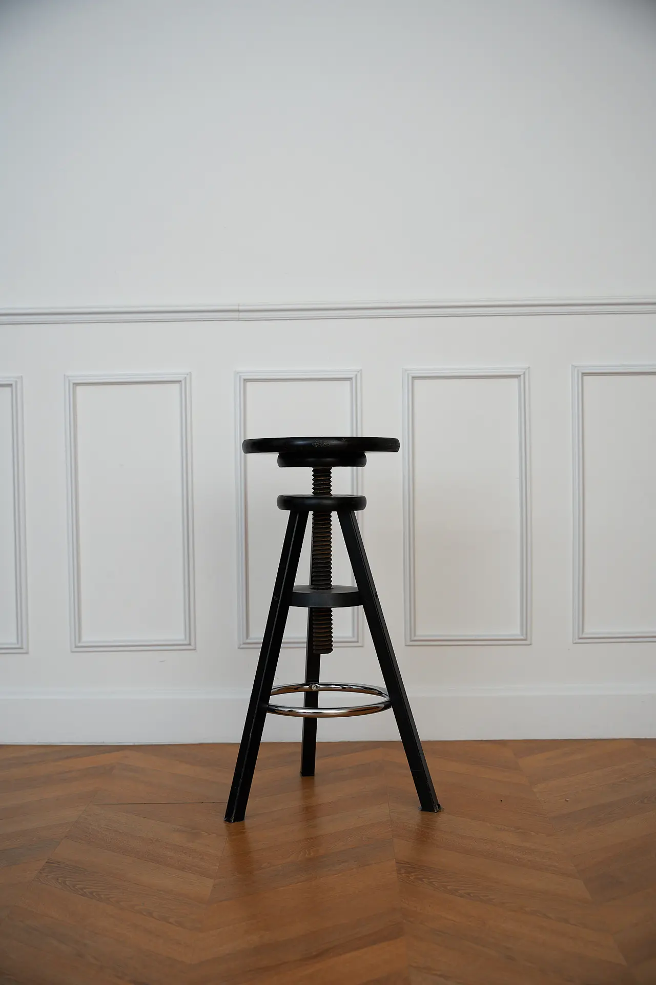 Tabouret haut tournant