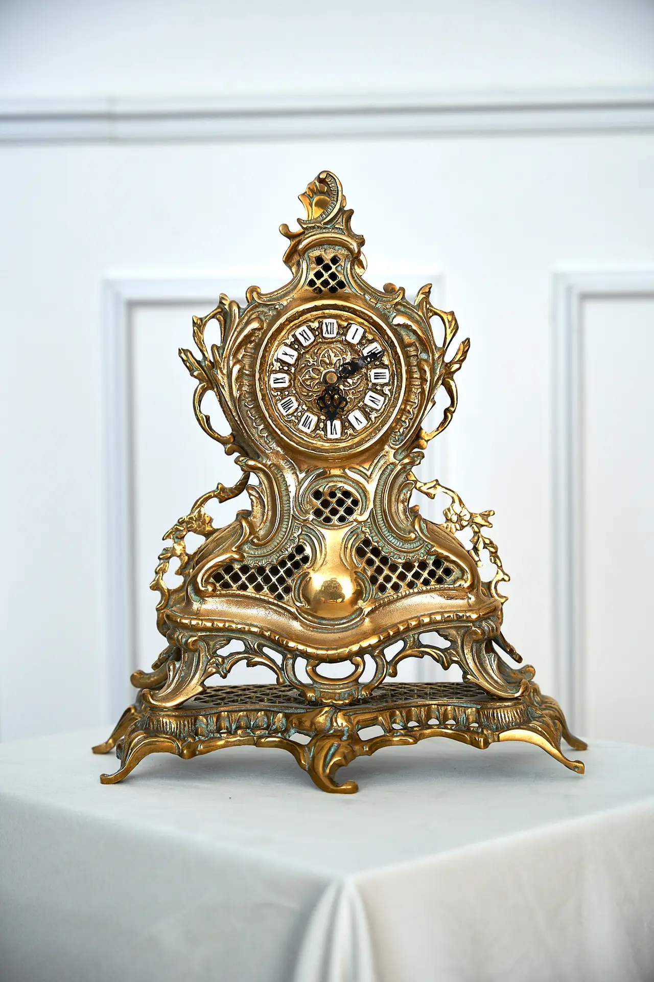 Horloge vintage dorée
